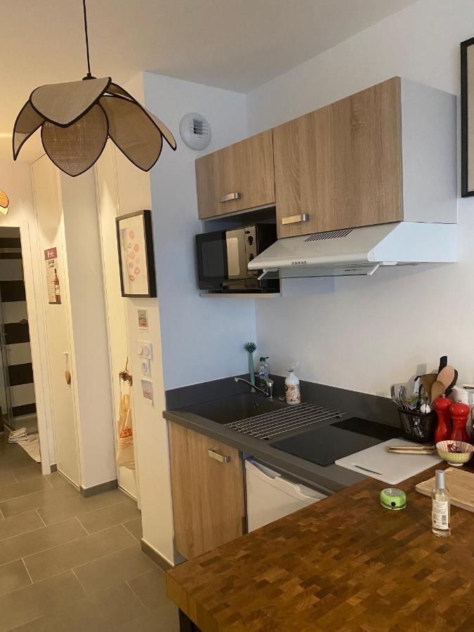 Joli Petit Nid Douillet En Centre La Rochelle (Charente-Maritime)